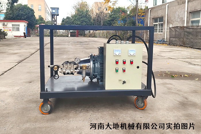 二手設(shè)備翻新除銹、除漆清洗機(jī)